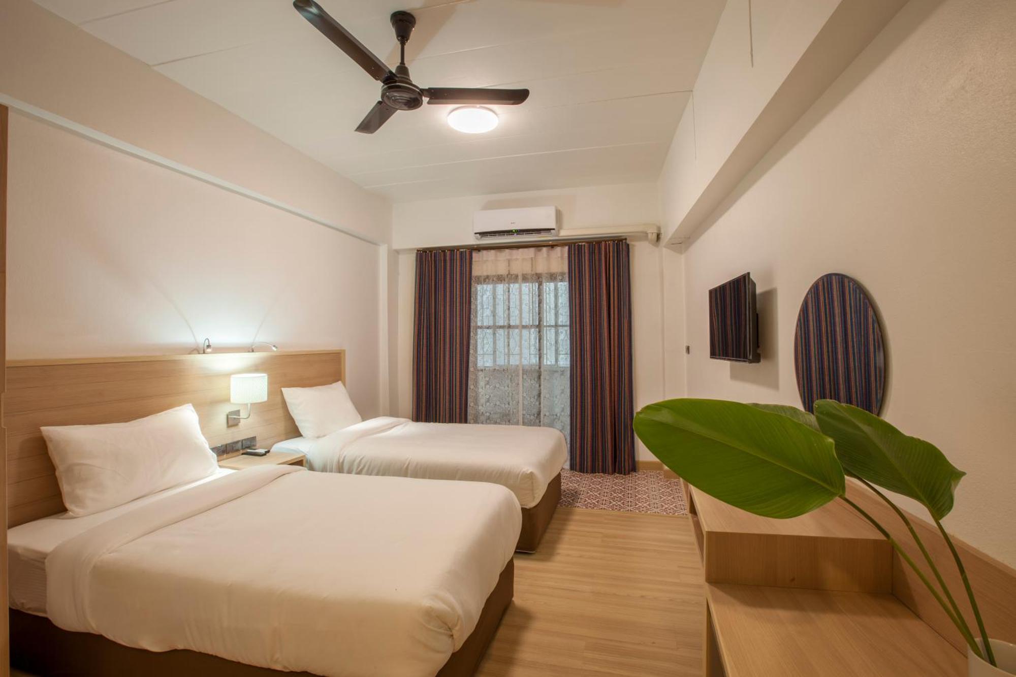 Rcn Court & Inn Τσιάνγκ Μάι Εξωτερικό φωτογραφία