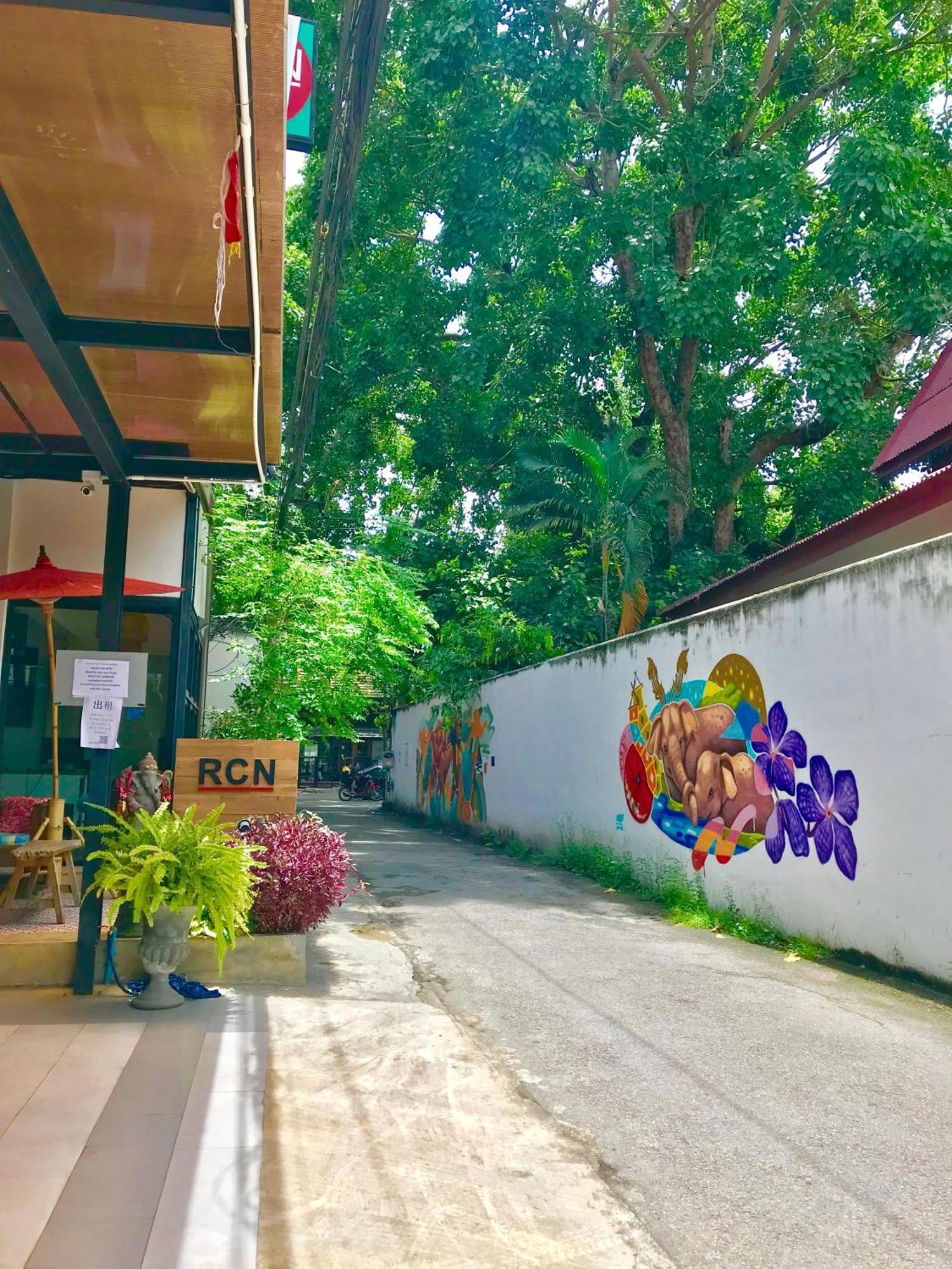 Rcn Court & Inn Τσιάνγκ Μάι Εξωτερικό φωτογραφία